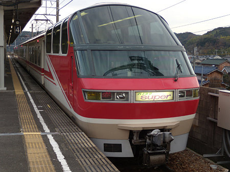 1002F1102