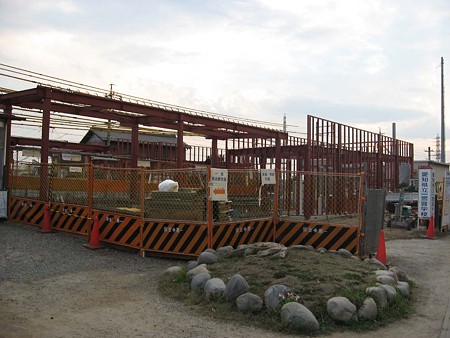 苅安賀駅前