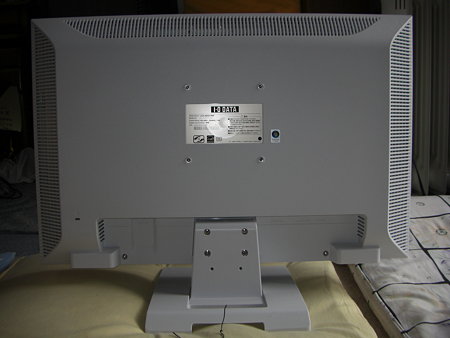 I-O DATA LCD-AD241XW 裏面