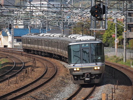 223系普通 東海道本線サントリーカーブ