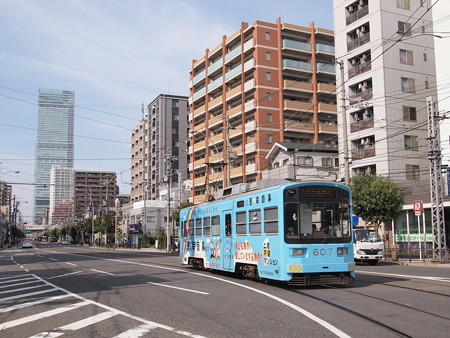 阪堺601形恵幸商事ラッピング後追いハルカスバック 上町線阿倍野~松虫