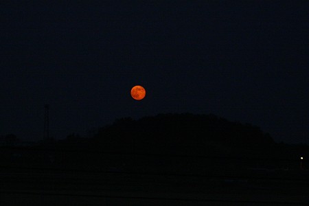 赤い月　１１月２５日