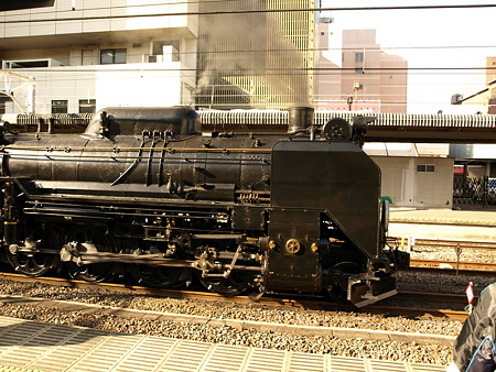 D51−498(高崎駅)