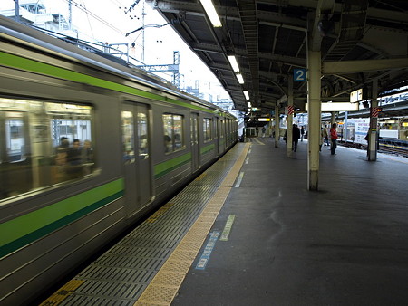 ２０５系横浜線（横浜駅）