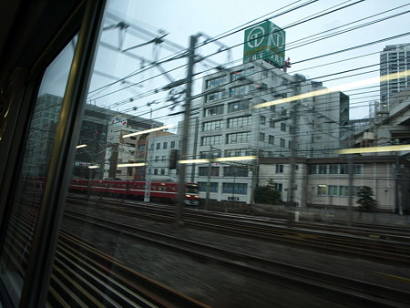 湘南新宿ライングリーン車１階の車窓