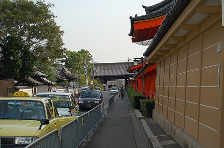蓮華王院 南門