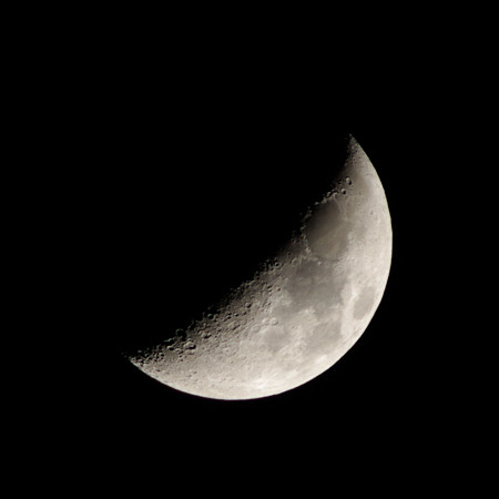 １２月１６日１８時１０分の月