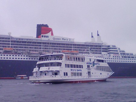 090306-QM2 昼 (3)