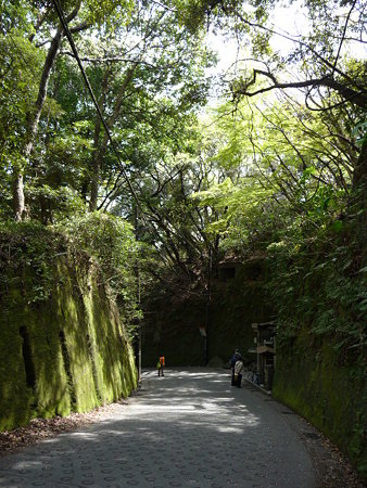 090403-鎌倉 通学路 (11)
