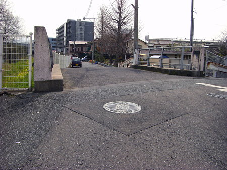 欄干低かった橋