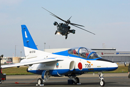 ブルーインパルス 4番機 46-5730とU60J IMG_4420_2