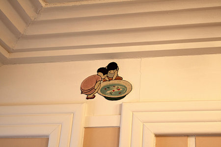 2009.04.26　氷川丸　子供部屋　金魚