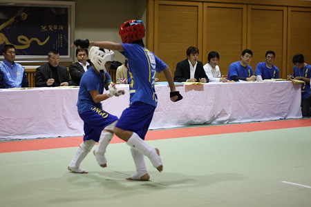 ローキック