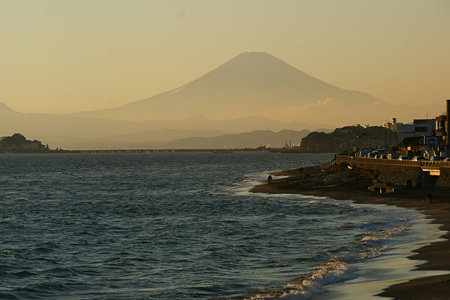 夕暮れの富士山1220c