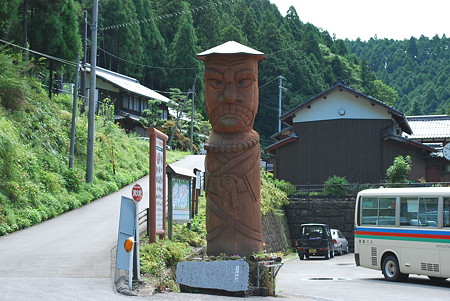 バス停にあった・・・