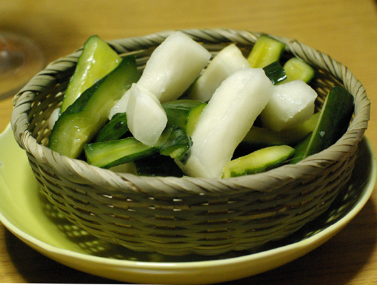 ご飯と日本酒が進みます